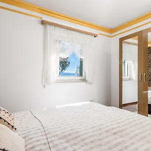 apartment-all-for-you-with-a-swimming-pool.primorje-gorskikotar.com/
