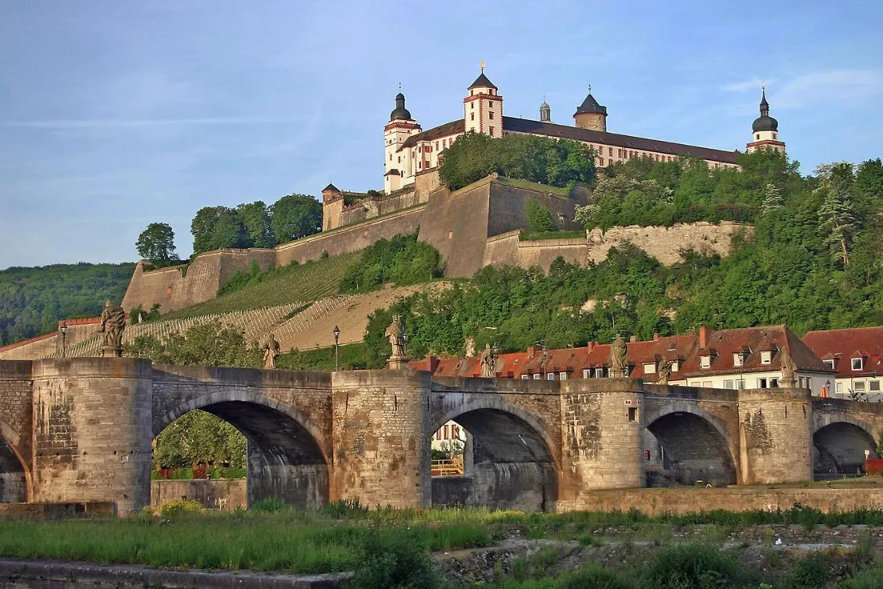 Homestay The George Rooms - Boutique Style Wurzburg